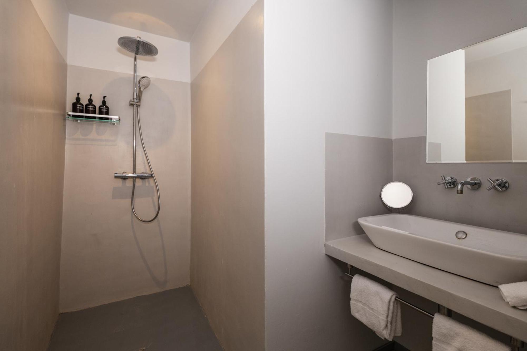 Guest house Le Galinier Lourmarin, A Beaumier 5*